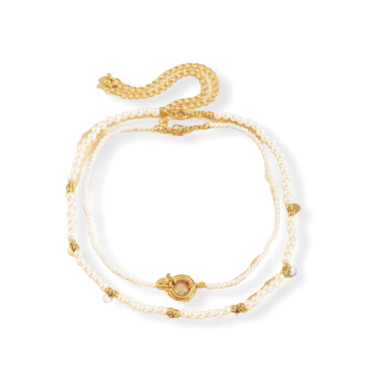 Parel ketting met goudkleurige bedels