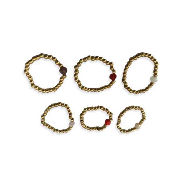 Zes x gouden kralen ringen rood