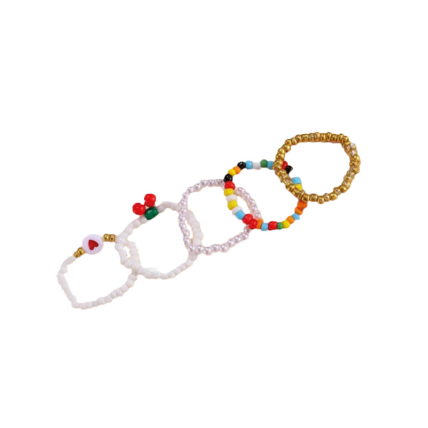 Vijf x kralen ringen kleurrijk
