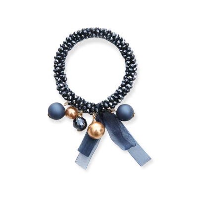 Kralen armband met bedels donkerblauw